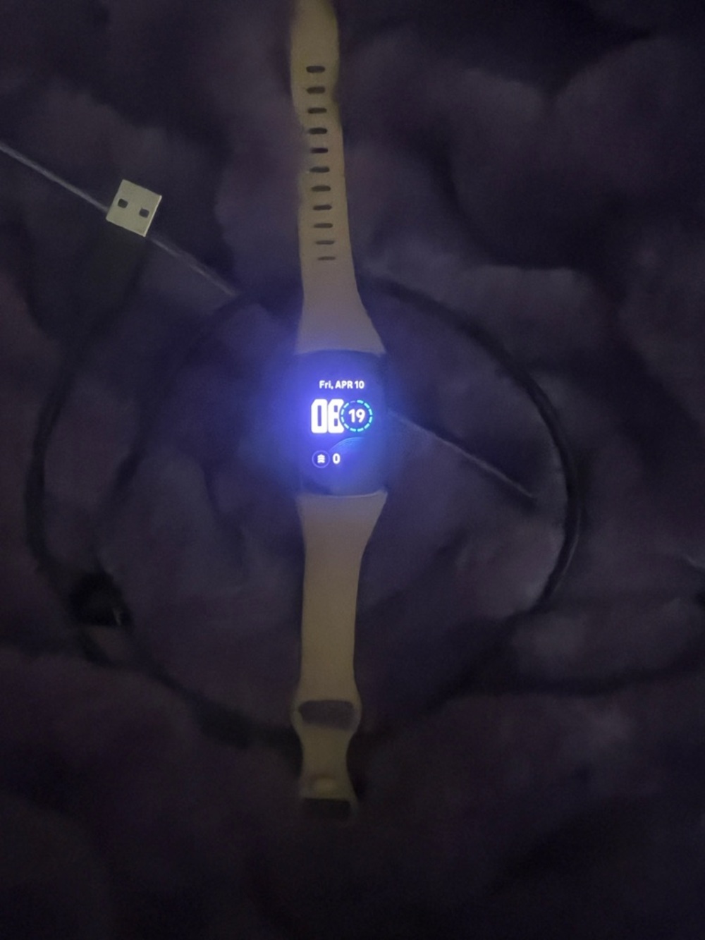 Fitbit charge 5. Tan band, and comes with charger. - Picture 4 of 15